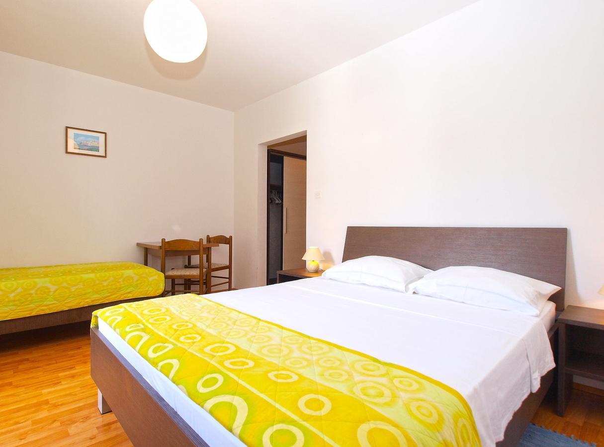Rooms Ivica 1452 Fazana Exterior photo
